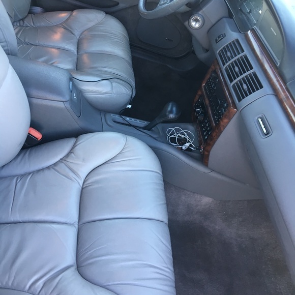 Chrysler 1995 - Picture 2 of 8